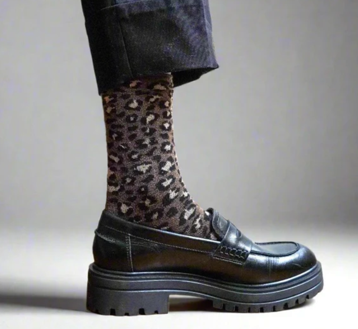 Chaussettes léopard et paillettes