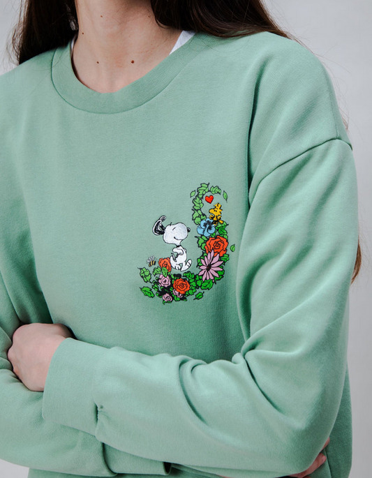 Sweat Snoopy flowers
