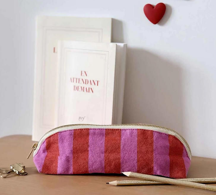 trousse à crayons Gaston rose rouge